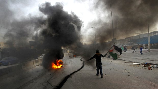 Palestinos e israelenses entram em conflito em Gaza