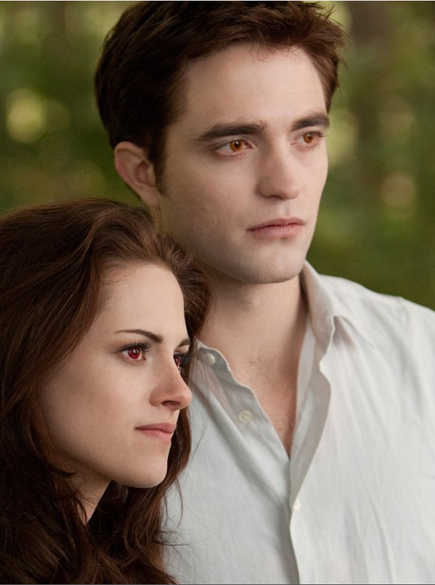 Kristen Stewart e Robert Pattinson no filme Crepúsculo: Amanhecer - Parte 2