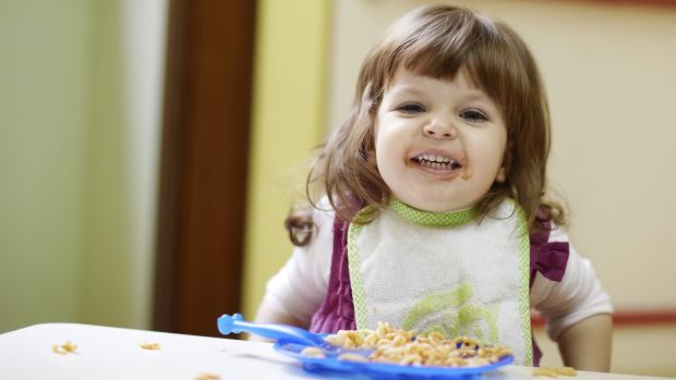 Alimentação infantil: Crianças que comem mais vezes por dia são menos propensas a serem obesas, diz estudo