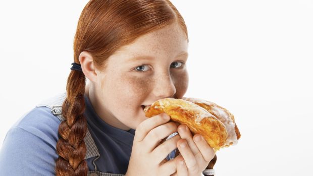 Sobrepeso: Estudo conclui que aumento da obesidade infantil pode contribuir para puberdade precoce entre meninas