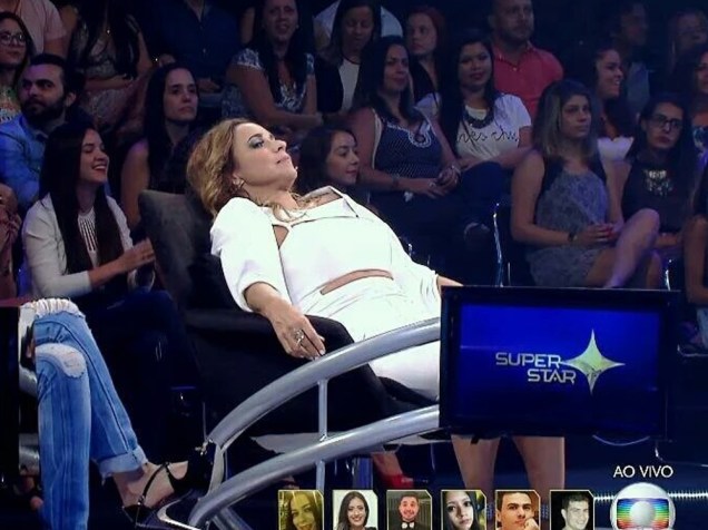 Daniela Mercury rouba a cena no SuperStar 2016