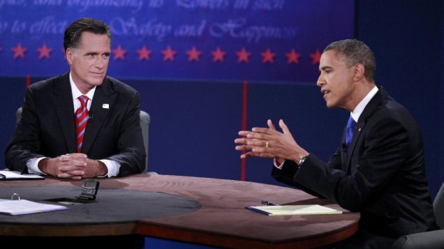 Obama e Romney se enfrentam em debate eleitoral na Flórida Obama e Romney se enfrentam em debate eleitoral na Flórida
