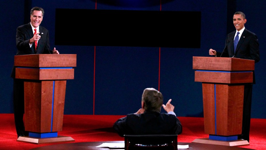 Mitt Romney e Barack Obama durante debate da disputa à Presidência dos Estados Unidos