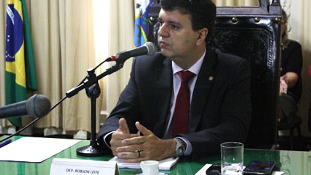 Deputado estadual Robson Leite (PT-RJ) é o relator da CPI das Universidades Privadas