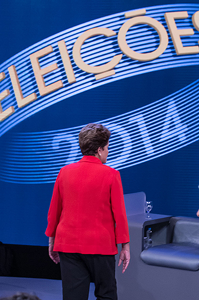 A presidente e candidata à reeleição Dilma Rousseff (PT), durante o último debate do segundo turno promovido pela Rede Globo no Projac, no Rio de Janeiro