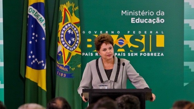 Dilma: mudanças de última hora nos critérios de concessão de bolsas