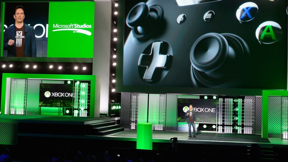 Phil Spencer, vice-presidente da Microsoft Games Studio, fala sobre o novo Xbox 360 durante coletiva de imprensa no E3, em Los Angeles