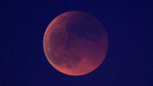 <p>Eclipse da lua visto de Madri, Espanha</p>