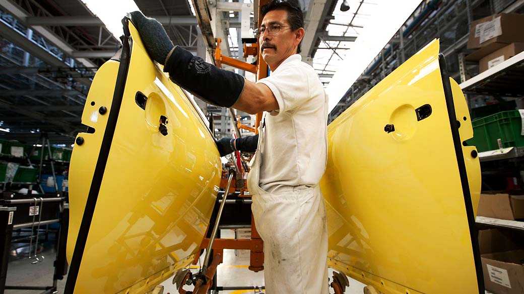 Nesta quinta e sexta-feira, Volkswagen dispensará todos os 8 mil trabalhadores da produção de fábrica de São Bernardo do Campo