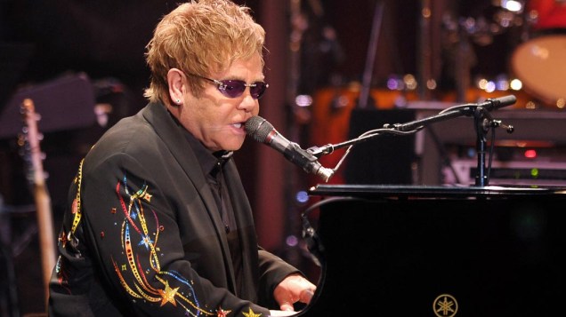 Elton John se apresenta no Hollywood Palladium, Califórnia (03/11/2010)