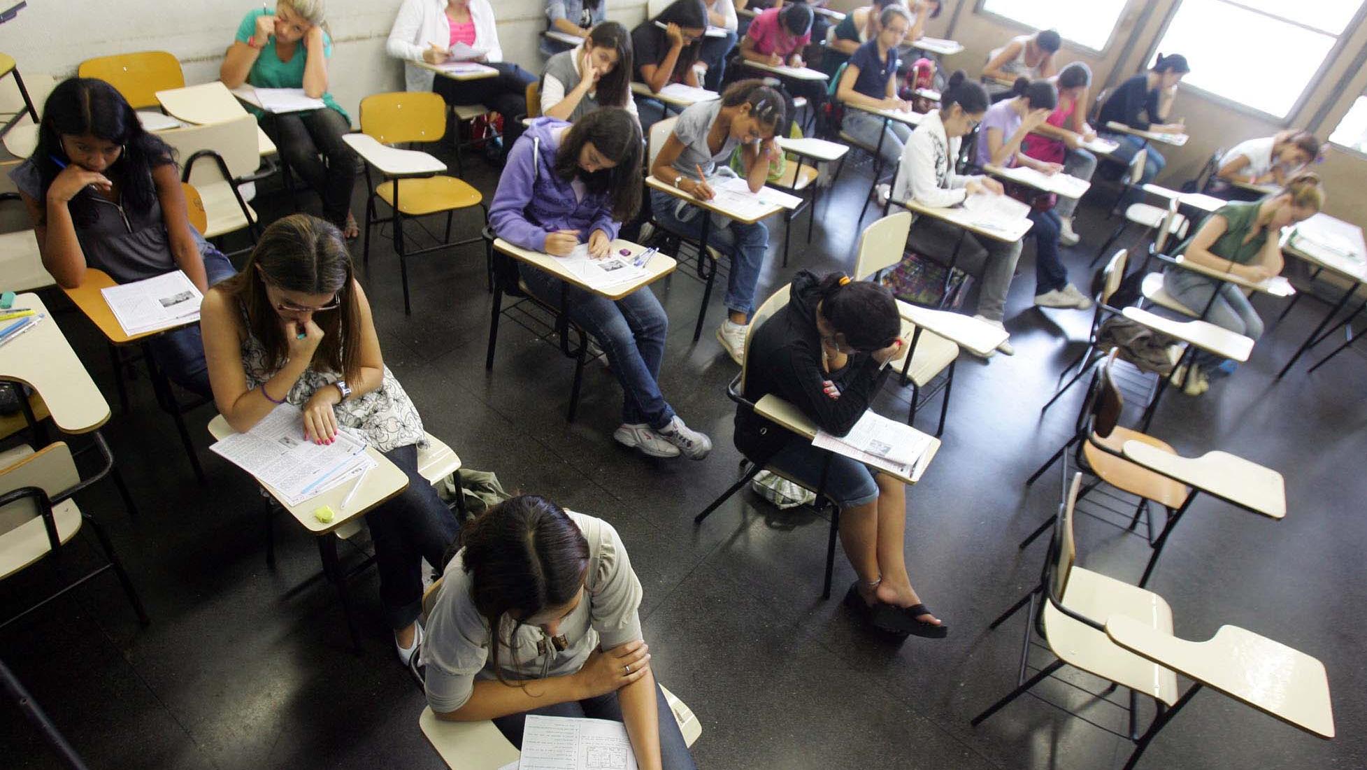 Ao receber a prova, aluno deverá verificar se há falha na impressão
