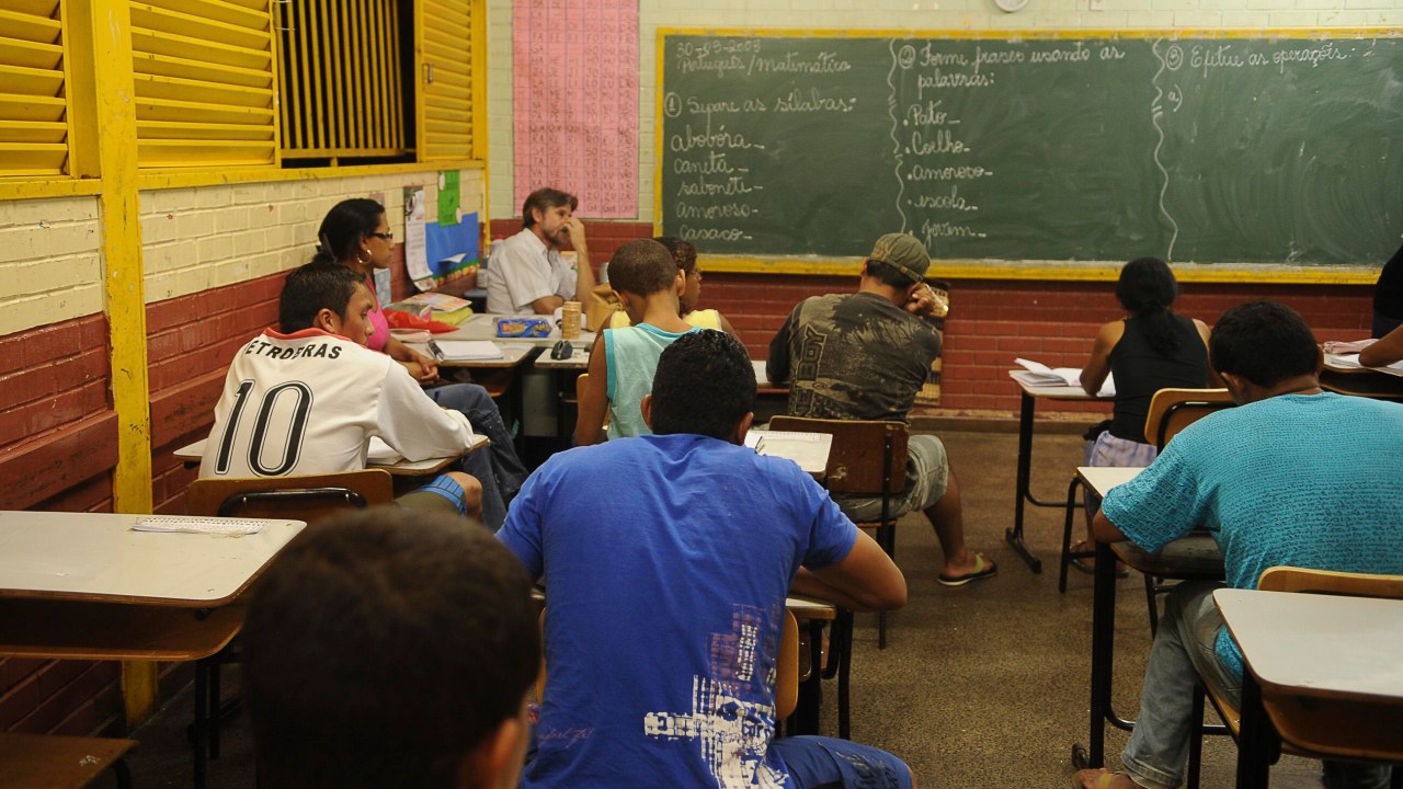 Ensino médio é o gargalo da educação brasileira