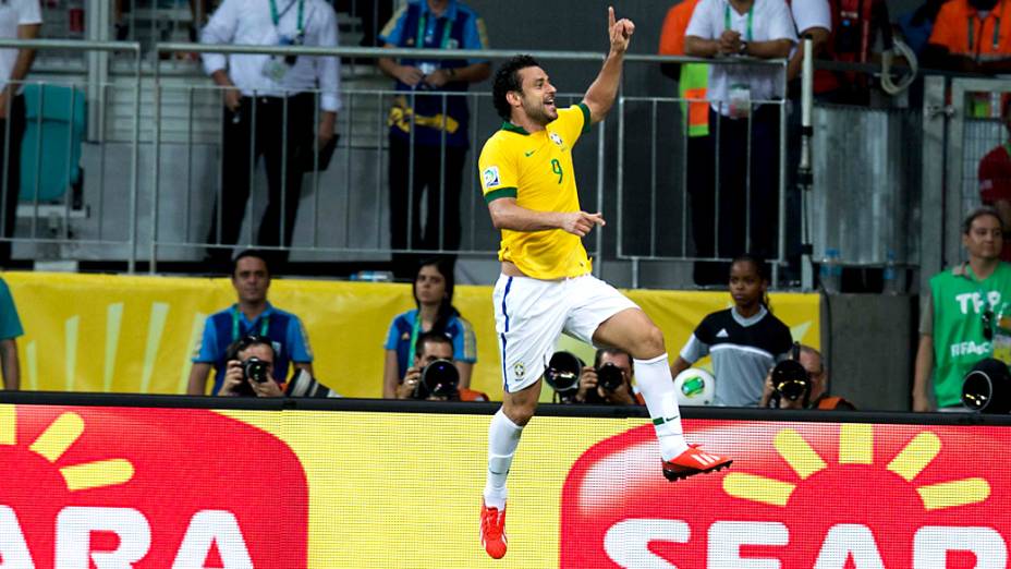 Jogador Fred comemora gol contra a Itália, pela Copa das Confederações, em Salvador