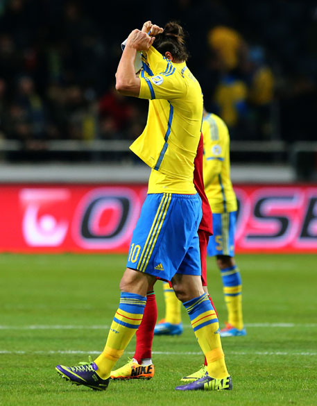 Jogador da Suécia, Ibrahimovic, durante partida de volta contra Portugal, pelas eliminatórias da Copa dao Mundo, em Estocolmo
