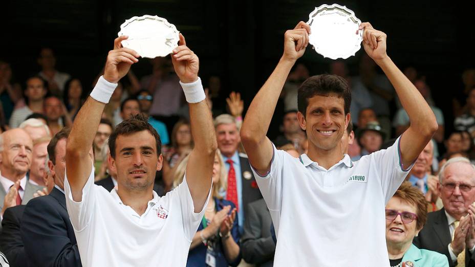 O croata Ivan Dodig e o brasileiro Marcelo Melo ficaram com vice no torneio de duplas em Wimbledon após serem derrotados por 3 sets a 1 pelos americanos Bob e Mike Bryan