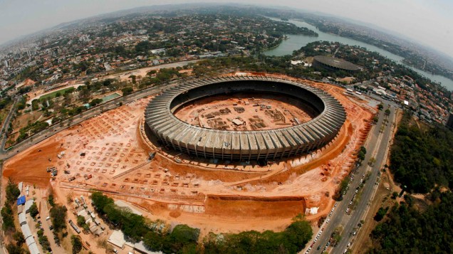 Vista aérea do estádio de futebol Mineirão durante a reforma para a Copa do Mundo 2014, Minas Gerais