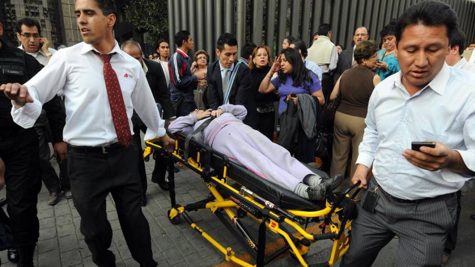 Uma explosão atingiu o prédio da Pemex nesta quinta (31), no México