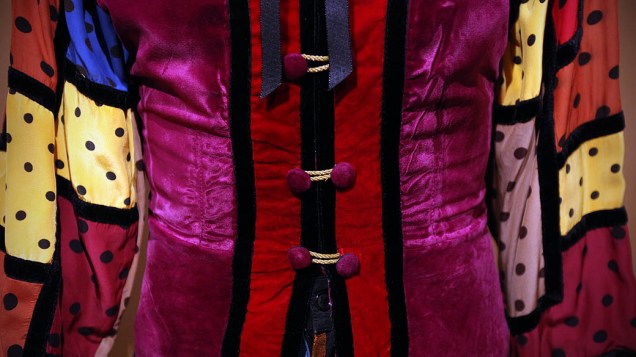 Detalhe do vestuário do personagem Nino