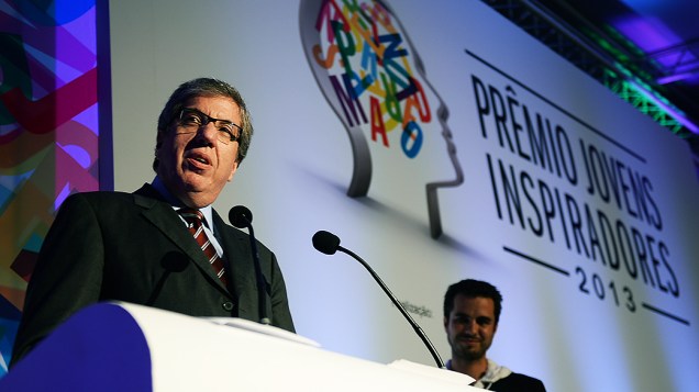 Presidente do Grupo Abril, Fabio Barbosa, fala durante o Prêmio Jovens Inspiradores
