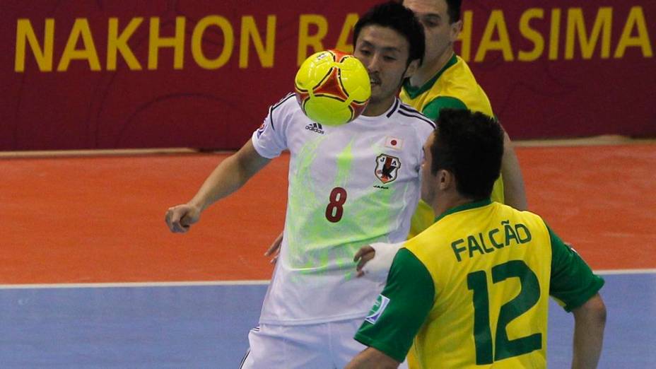 Confederação Brasileira de Futsal responde críticas e diz que Falcão  'esquece a própria história vitoriosa' - ESPN