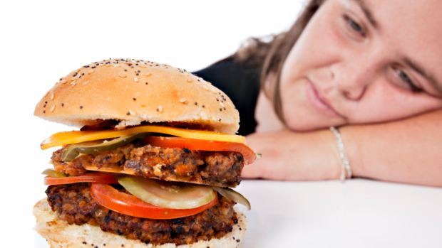 Fast food: pesquisa a relaciona com aumento do risco de desenvolver depressão