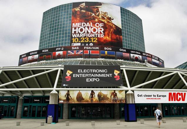 Los Angeles Convention Center, em preparação para a maior feira de games do mundo, a Electronic Entertainment Expo, mais conhecida como E3, em Los Angeles, Califórnia