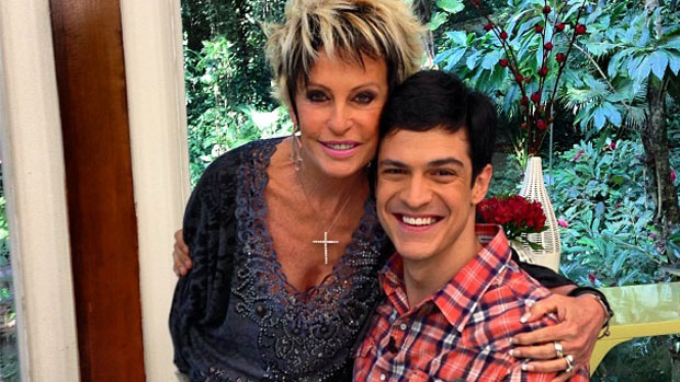 Mateus Solano participa do <em>Mais Você</em>