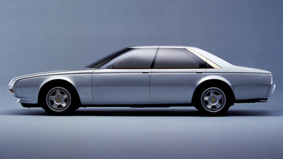 A Pinin Prototipo, a primeira Ferrari com carroceria quatro portas, surgiu em 1980, durante o Salão de Turim. Foi uma homenagem aos 50 anos de fundação da Pininfarina e ao seu fundador, Battista Pinin Farina, pai de Sergio