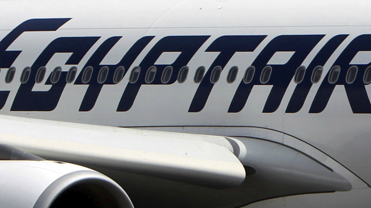 A aeronave levava 66 pessoas e desapareceu após partir de Paris com destino ao Cairo, no Egito