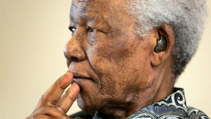 Foto de arquivo do dia 14 de julho de 2005 do ex-presidente sul-africano Nelson Mandela