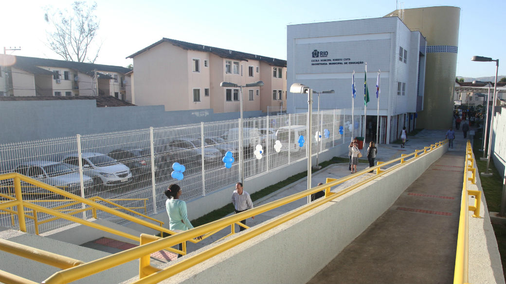 Inaugurada nesta quinta-feira no Rio de Janeiro, a Escola Municipal Roberto Civita cria 550 vagas em uma área carente da cidade