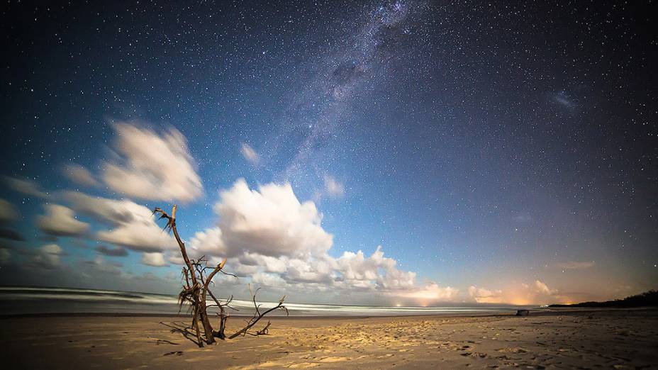 <p>Via Láctea vista da praia de Porrsville, na Asutrália</p>