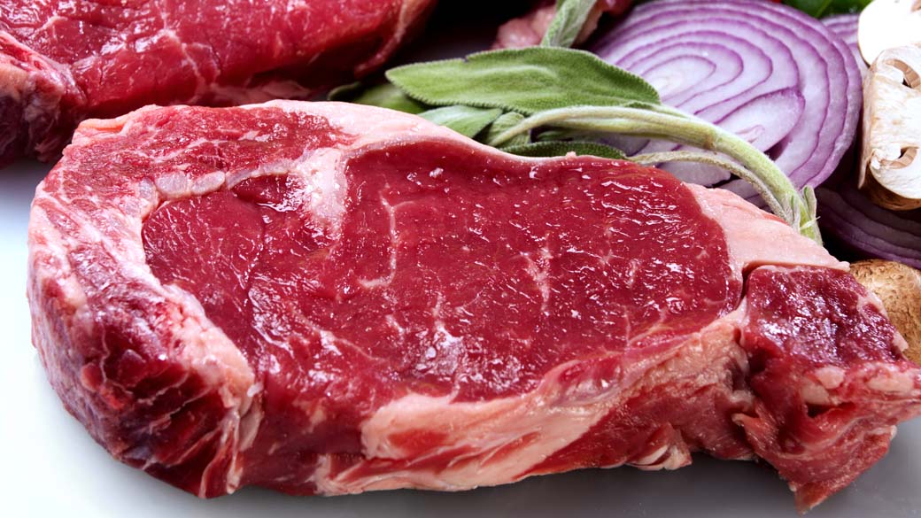 Após modificar a dieta, incluindo carne que foi cortada ou amaciada, os esforços que os ancestrais fizeram para mastigar reduziram em 26%