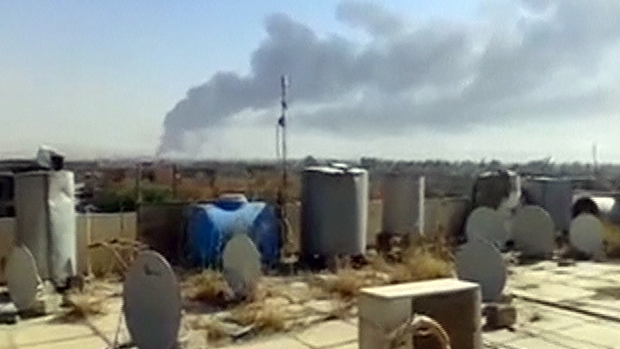 Imagem de vídeo mostra fumaça na refinaria de petróleo de Baiji