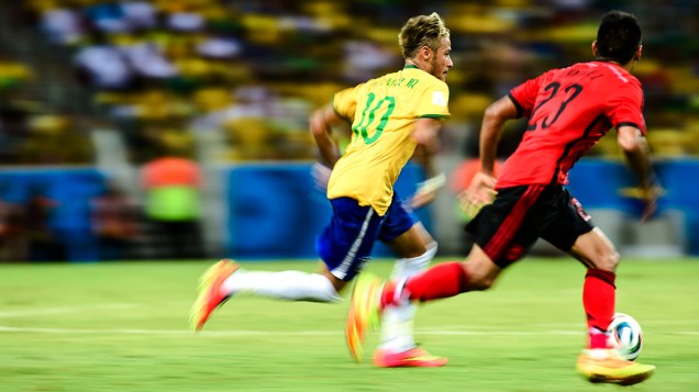 Neymar durante o jogo contra o México no Castelão, em Fortaleza