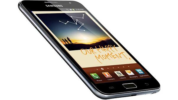 O Galaxy Note, novo gadget da Samsung, com tamanho intermediário entre um smartphone e um tablet