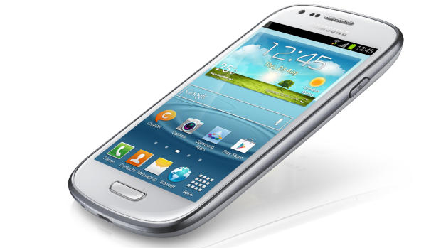 Galaxy S III mini, lançado pela Samsung em outubro de 2012