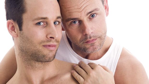 Entre os casais gays, os riscos de desenvolver câncer são duas vezes maiores