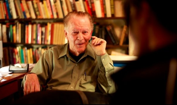 O teórico americano Gene Sharp, no documentário 'How to Start a Revolution'