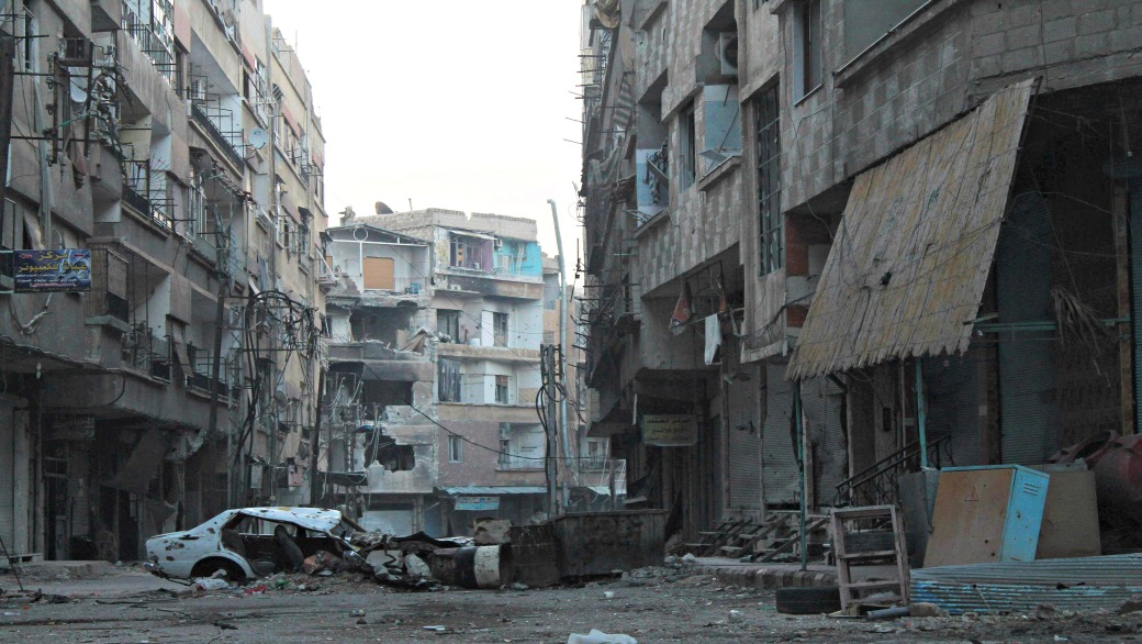 Danos causadas em Ghouta, reduto da oposição síria próximo a Damasco