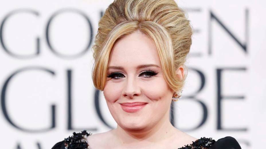 Adele no Tapete Vermelho do 70º Globo de Ouro