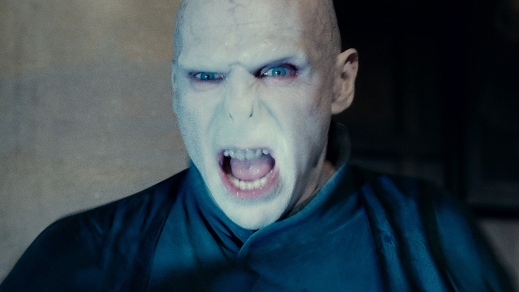 Ralph Fiennes como Lord Voldemort em Harry Potter e as Relíquias da Morte: Parte 2