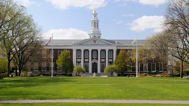 Campus da Universidade Harvard, nos Estados Unidos, uma das mais prestigiadas do mundo