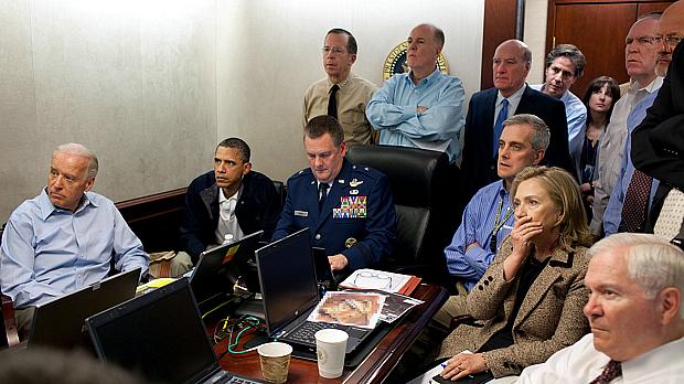 Equipe da Casa Branca no momento da morte de Bin Laden