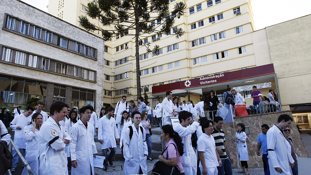 Hospital de Clínicas da Universidade Federal do Paraná (UFPR) é uma das unidades que receberá recurso do governo