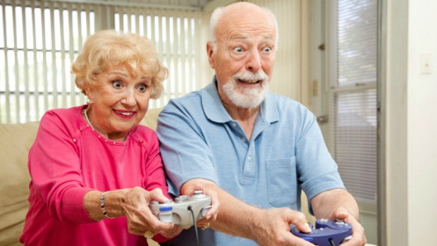 Jogar videogame pode ajudar a combater danos cerebrais causados pelo processo de envelhecimento
