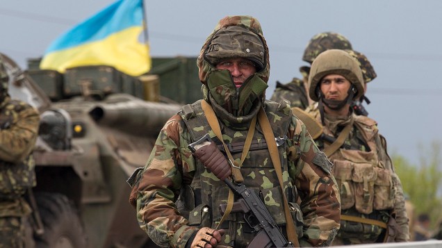As Forças Armadas da Ucrânia começaram na madrugada desta sexta-feira (2) uma operação militar em Slaviansk, no sudeste do país, para retomar o controle da cidade