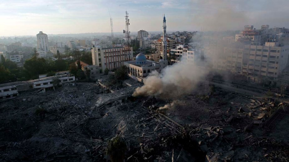 Na faixa de Gaza, vista aérea mostra prédio do Ministério de Segurança que foi destruído após bombardeio israelense