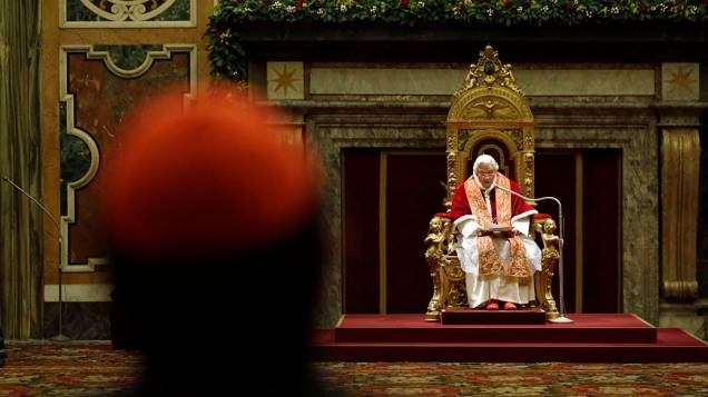 Papa Bento XVI assiste saudações de Natal com a Cúria Romana na Sala Clementina, Vaticano