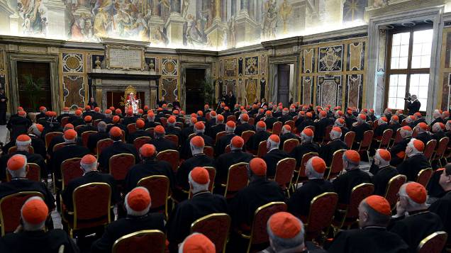 Papa Bento XVI durante a última reunião com os cardeais no Vaticano